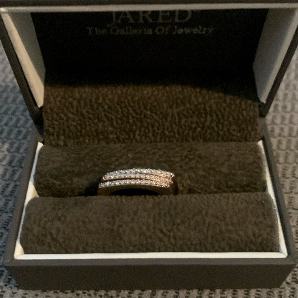 10k yellow gold, white gold and rose gold